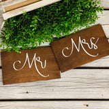 Mr and Mrs. Rustic wedding sign. Mr and Mrs signs. Wedding decor. Wedding signs.  Mr. and Mrs. wood sign. Rustic wedding decor.