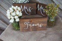 Favors wedding sign. Wedding favor table sign. Wedding prop. Wedding sign. Wood sign. Favors wood sign. Wedding decor.