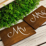 Mr and Mrs. Rustic wedding sign. Mr and Mrs signs. Wedding decor. Wedding signs.  Mr. and Mrs. wood sign. Rustic wedding decor.